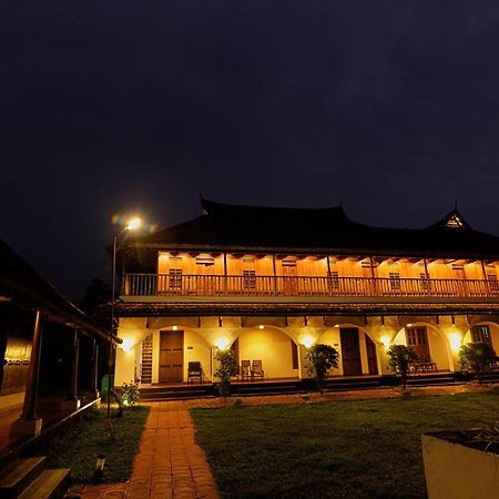 Kumarakom Heritage Resort Коттаям Екстер'єр фото