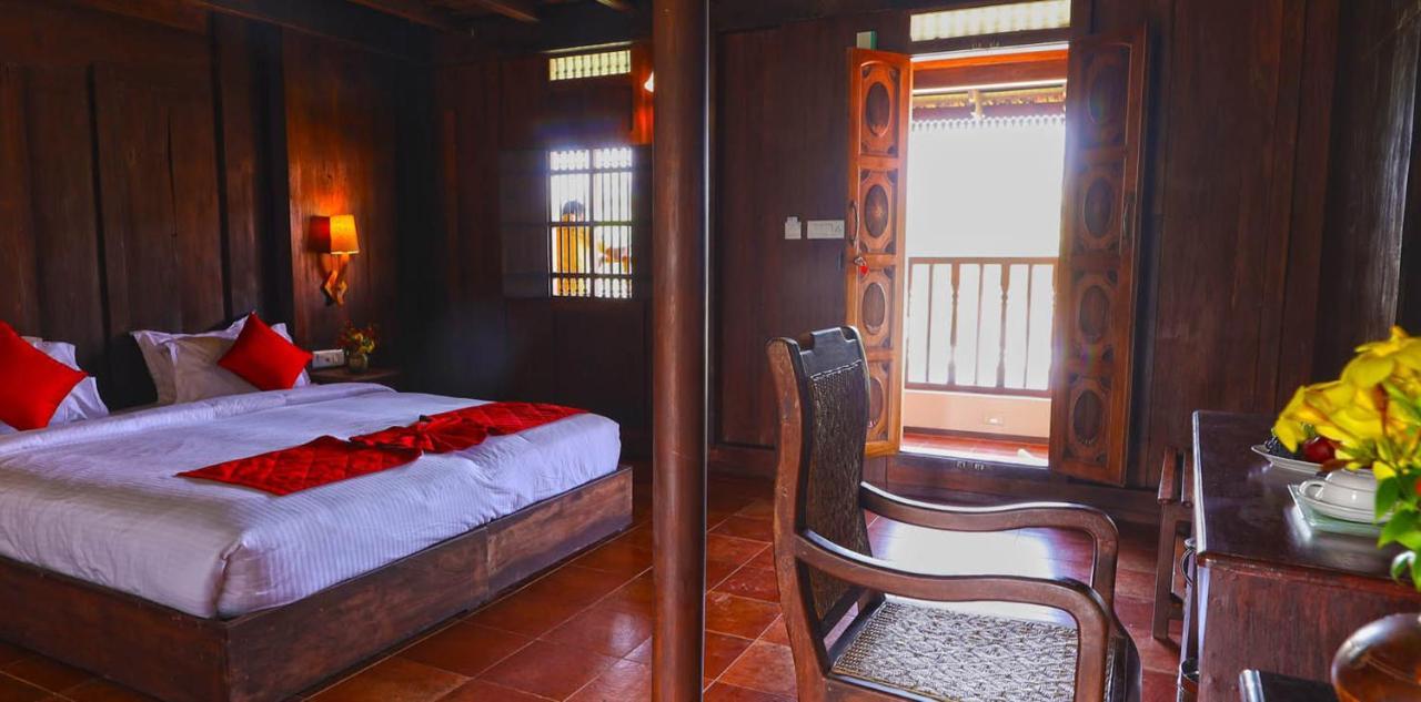 Kumarakom Heritage Resort Коттаям Екстер'єр фото